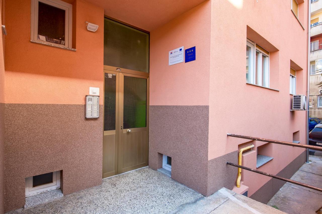 غييكا Apartment Hana المظهر الخارجي الصورة